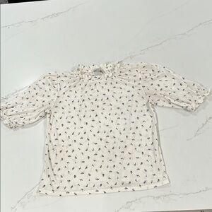 LOFT Outlet white and pink floral tulip/rose ruffle short sleeve shirt sz small